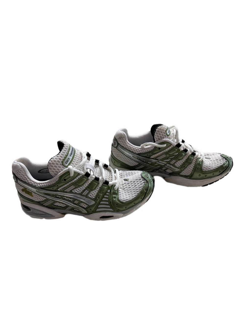 Asics Gel nimbus women’s 8.5 gently used - Picture 4 of 10